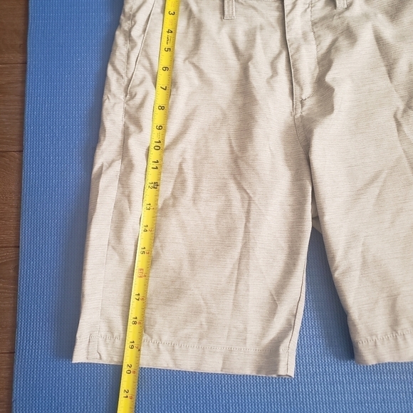 Billabong Submersible Shorts - Picture 6 of 12